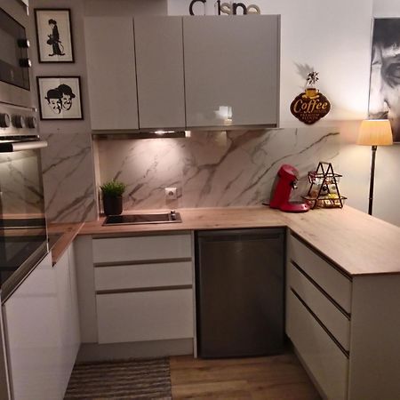 Suite Lay Сарагоса Екстериор снимка
