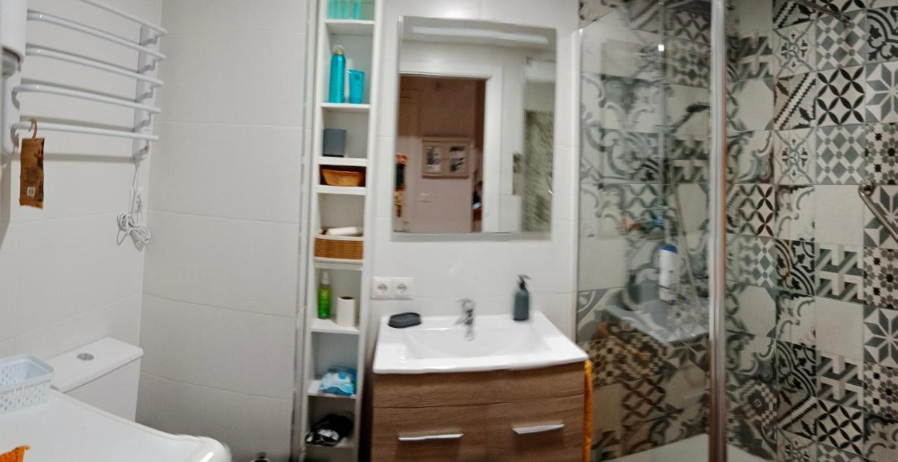 Suite Lay Сарагоса Екстериор снимка