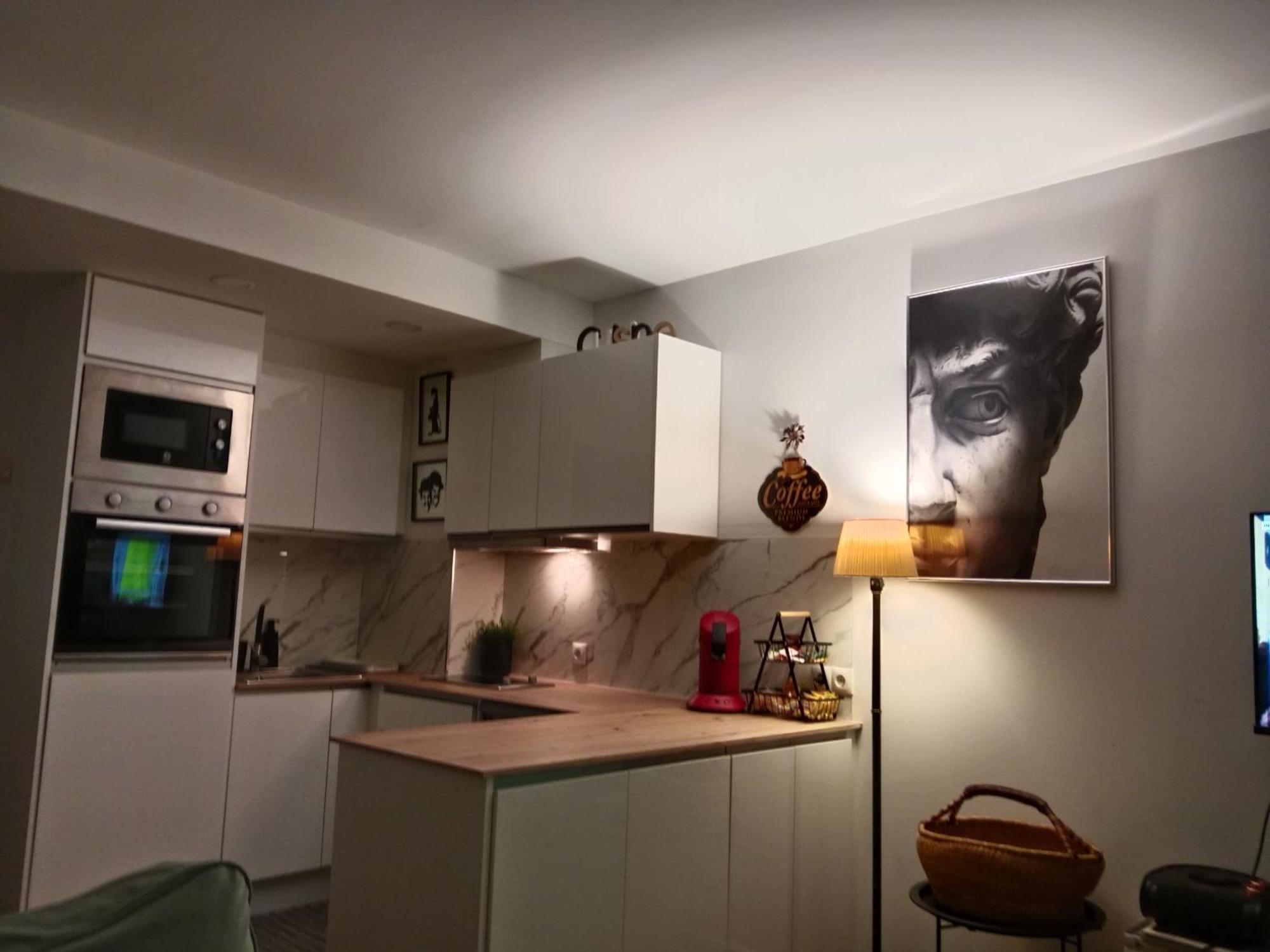Suite Lay Сарагоса Екстериор снимка